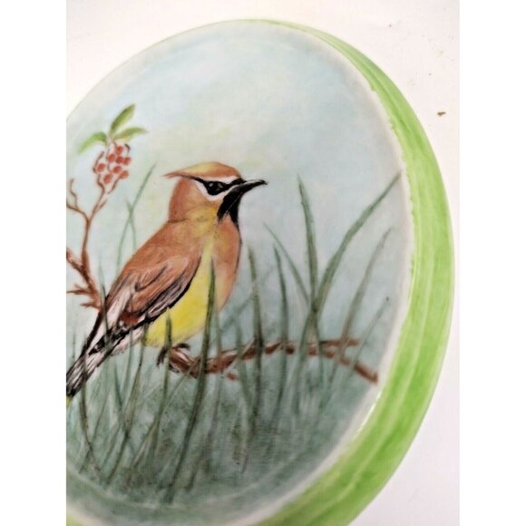 Hand Painted Oval Plate Bird Painting "Cedar Waxwing" signed Palmer H.P. 1987 - Picture 9 of 9